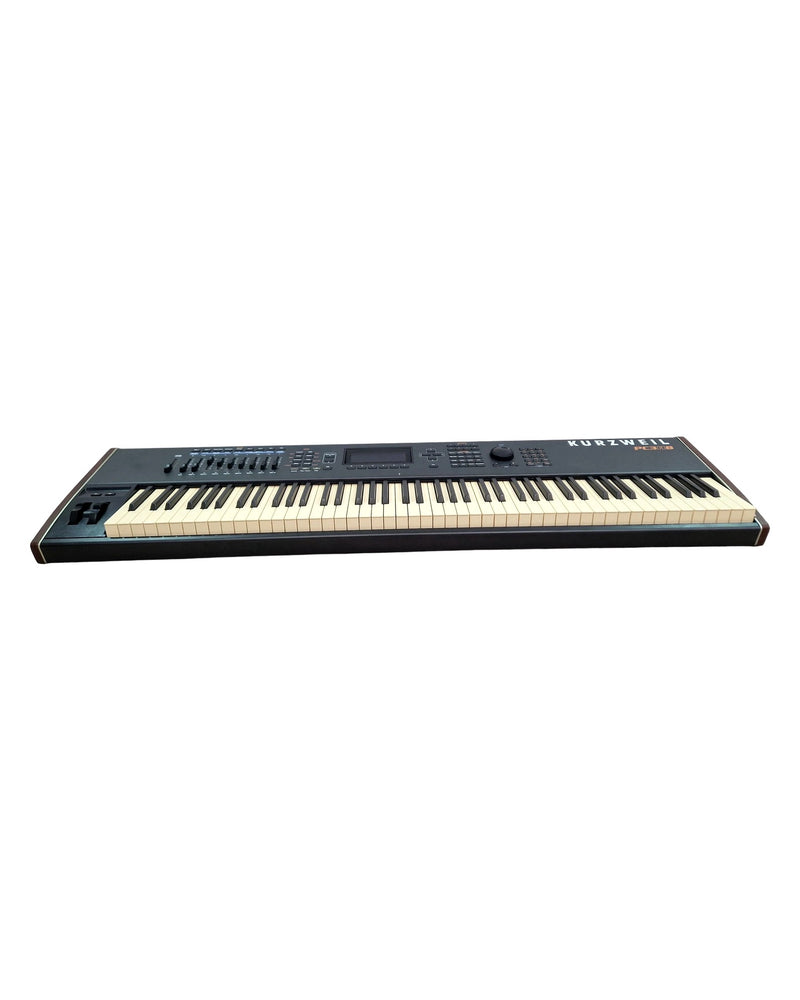 Kurzweil PC3A8 - Synthesizer - Black - Fair - image 1