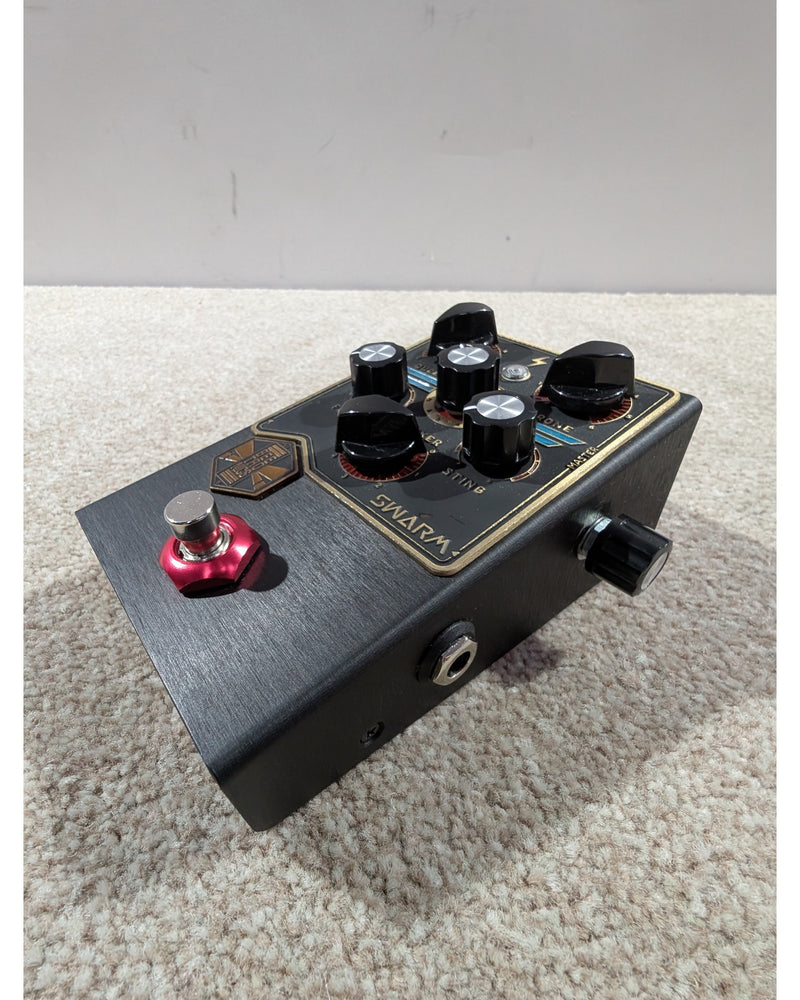 Beetronics Swarm - Overdrive & Distortion Pedals - Black/Gold/Blue - Excellent w/ Original Box, Manuals, Certification - image 3