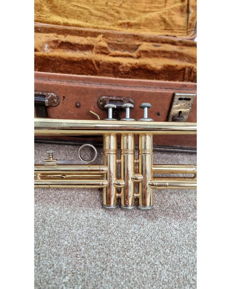Elkhart Series II - Trumpets & Cornets - Gold - Fair w/ Hard Case - image 6