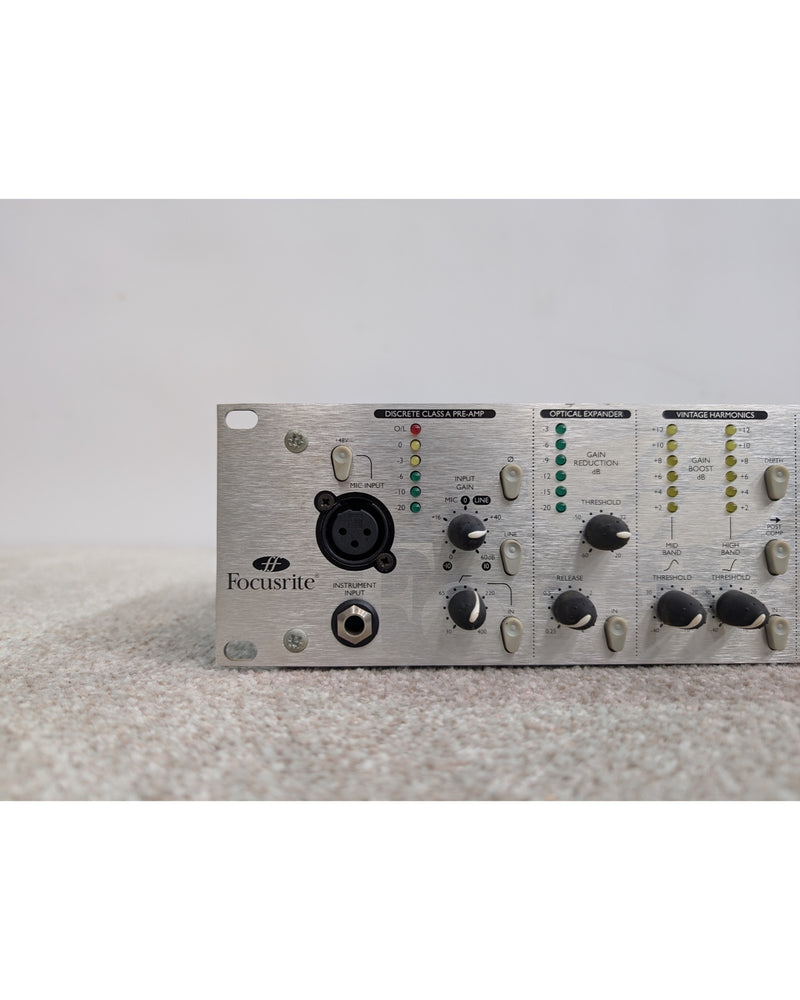 Focusrite PLATINUM VoiceMaster pro - Preamp - Silver/Black - Very Good w/ Original Box & Manuals - image 3