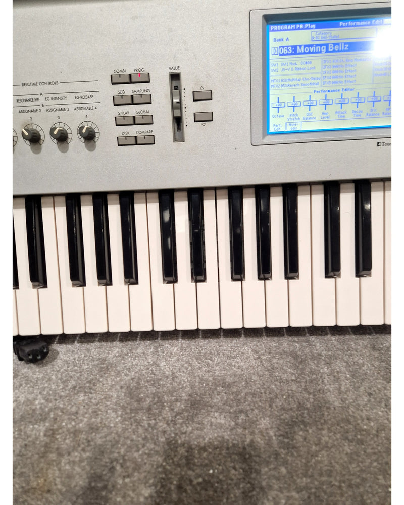 Korg Triton - Music Workstation/Sampler - Good - Image 13