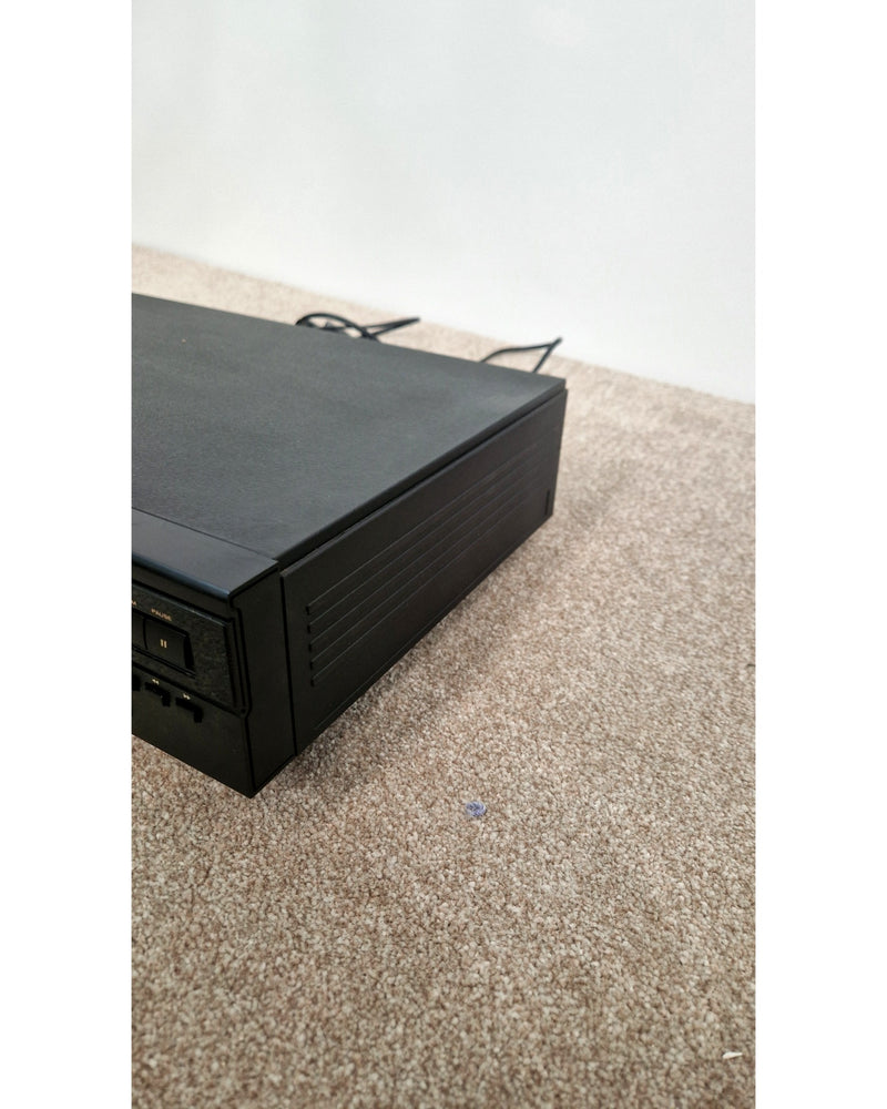Marantz CD-40 - CD Player - Fair - image 8