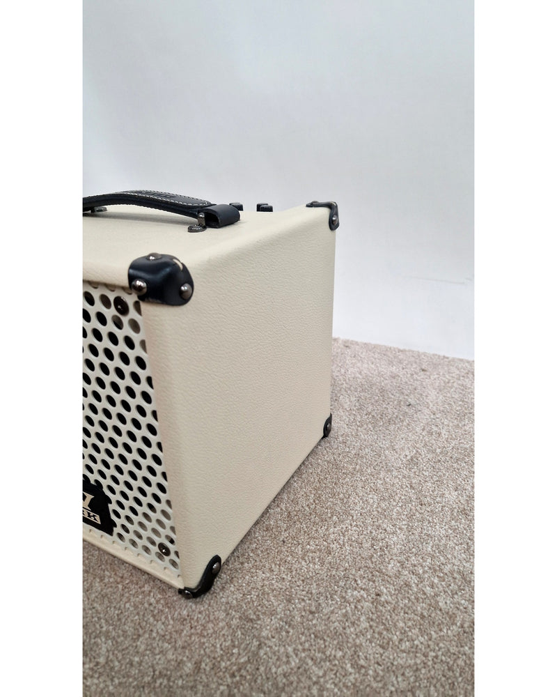 DV LITTLE JAZZ - Guitar Amplifier - Excellent w/ Original Box & Manuals - image 6
