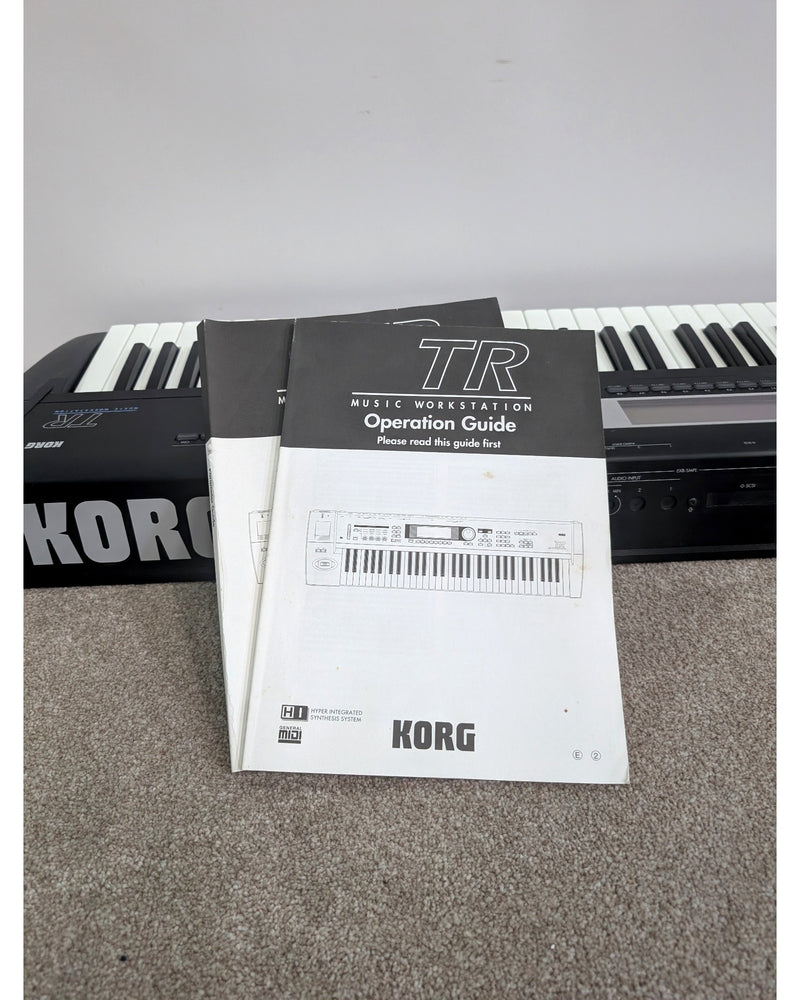 Korg TR61 - Keyboard - Black - Excellent w/ Manuals & Power Supply - image 3