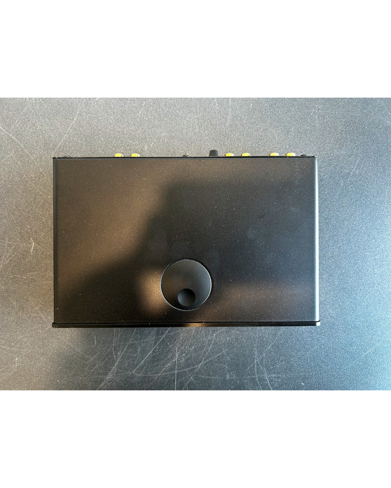 Cambridge Audio 651P- Preamps - Black - Excellent w/ Manuals - image 5