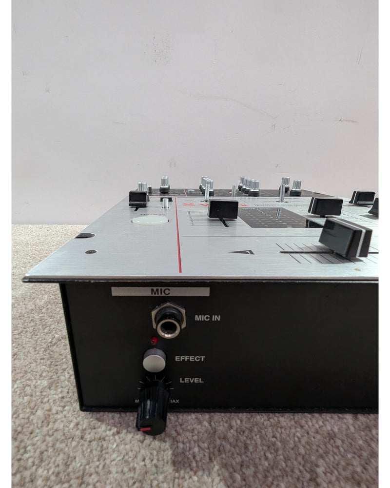 Vestax PMC-05Pro SL - DJ Equipment - Silver/Black - Very Good w/ Power Supply - image 11