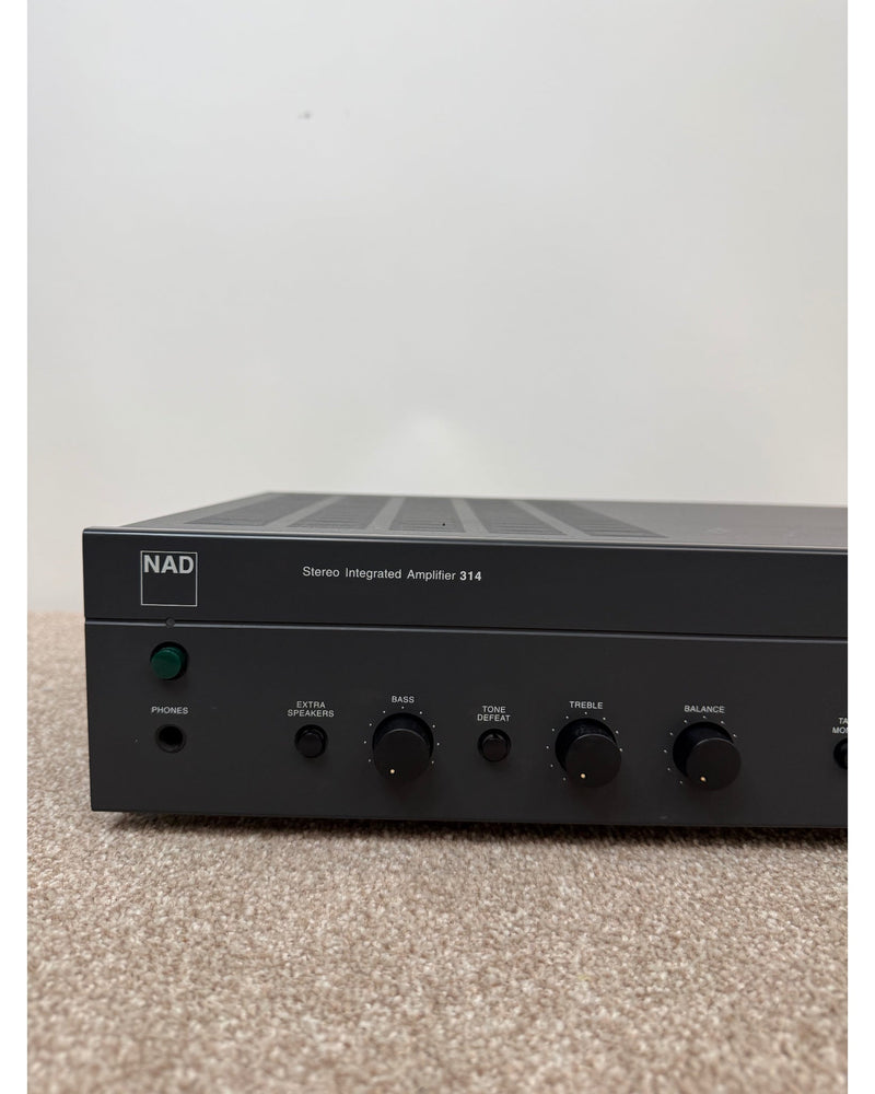 NAD 314 - Integrated Amplifier - Good - image 2