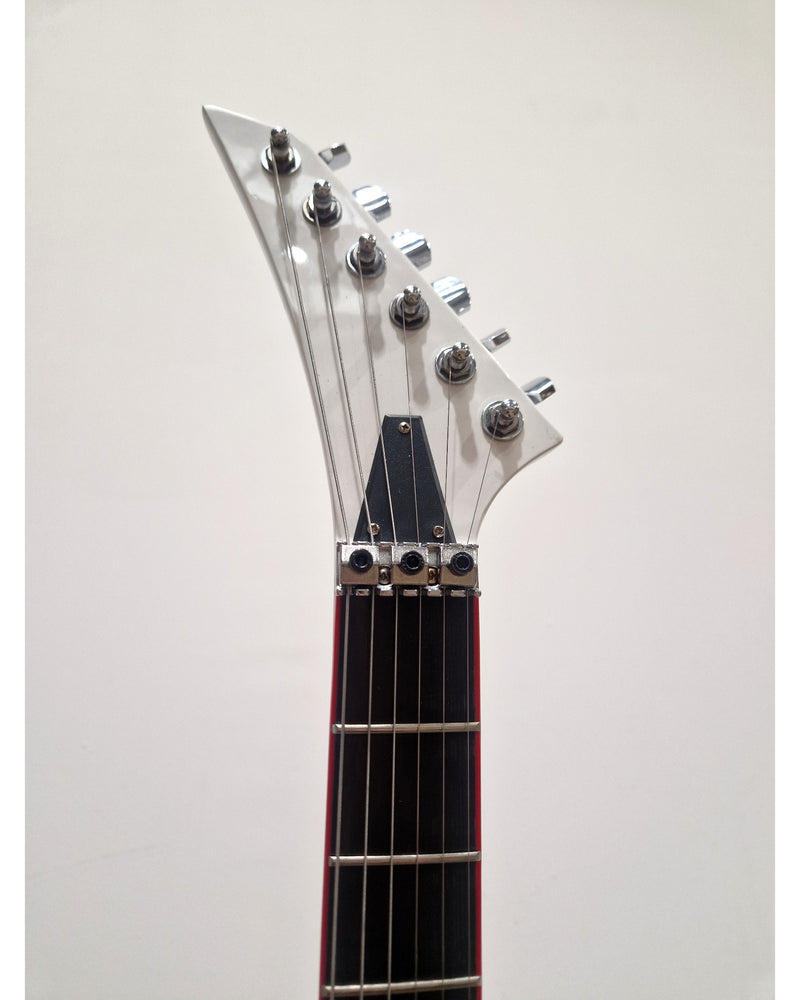 Palace Buckethead V - White/Red – Electric Guitar - Excellent w/ Soft Case - Image 9
