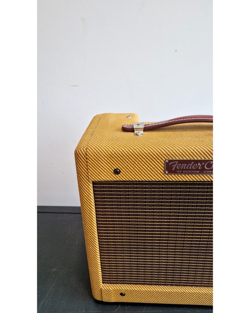 Fender 57 Champ - Guitar Amplifiers - Very Good w/ Soft Case - Image 14