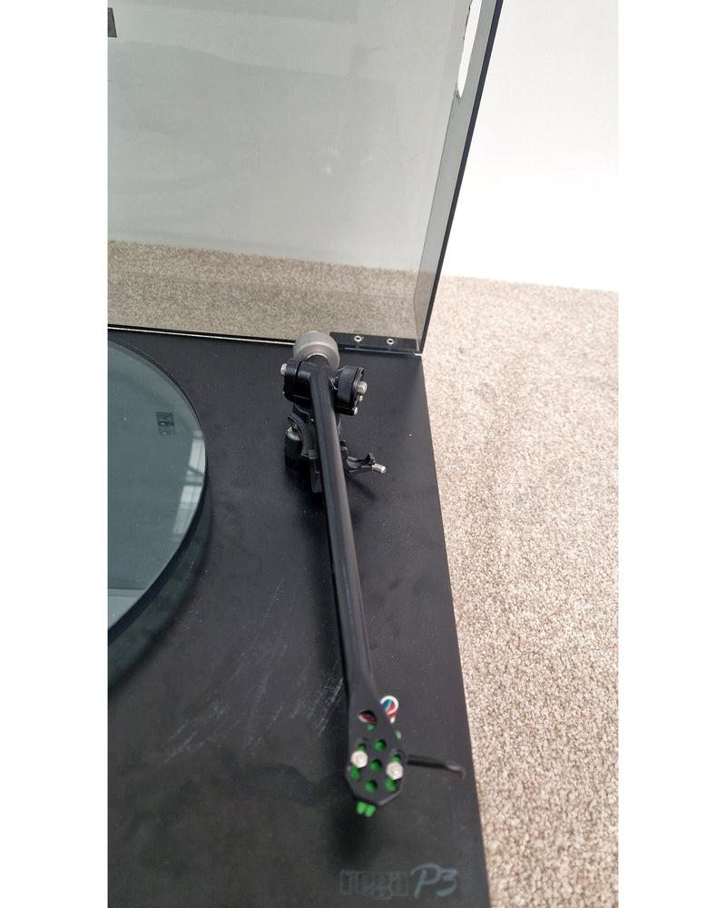 REGA Planar 3 Turntable - Iconic Design - Good - image 10