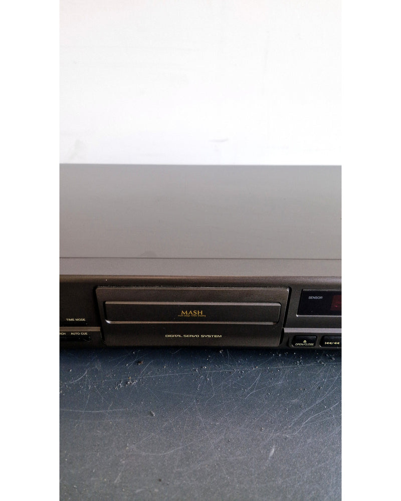 Technics SL-PG480A - Compact Disc Player - Black - Spares or Repair - Image 3