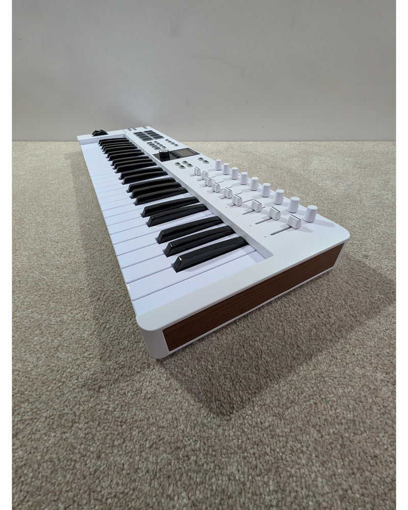 Arturia KeyLab Essential mk3 - MIDI Controller - White - Excellent - image 10