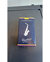 Elkhart 100AS - Saxophones - Excellent w/ Hard Case - Photo 18