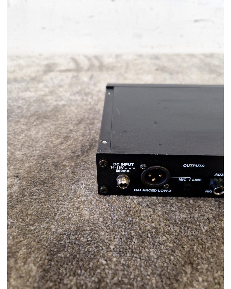 Shure ULXP4 829-865 MHZ Receiver – Receiver - Excellent - Image 8
