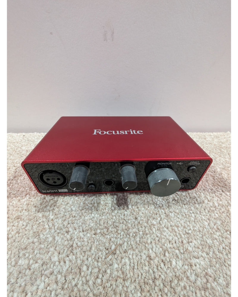 Focusrite Scarlett Solo (3rd Gen) - Audio Interface - Red And Black - Excellent - image 5