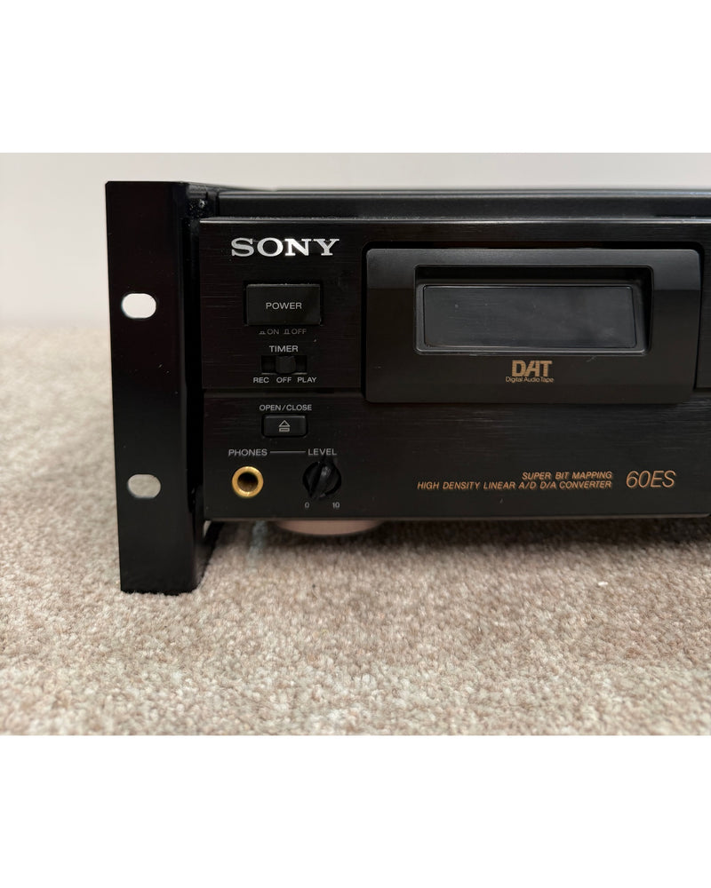 Sony DTC-60ES - Cassette Deck - Good - image 2