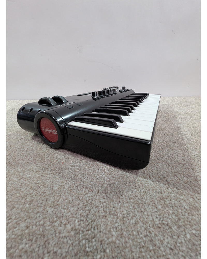 Line 6 TonePort KB37 - Audio Interface - Black/Red - Very Good - image 3