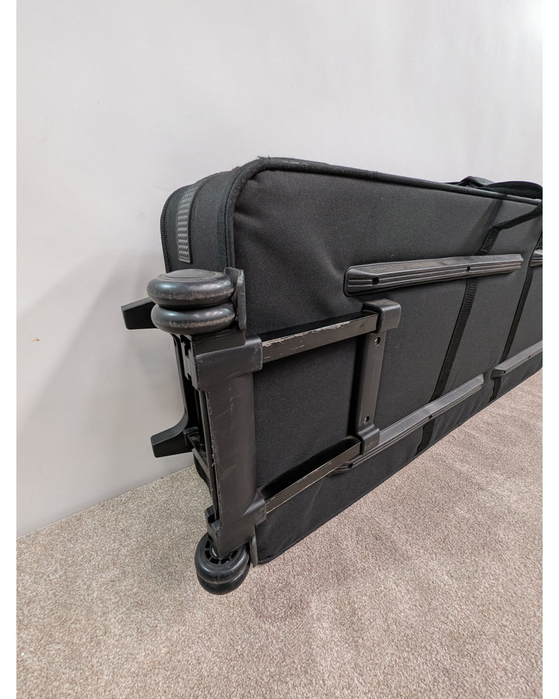 Gator Keybord Case With Wheels - Guitar Cases & Bags - Very Good - image 4