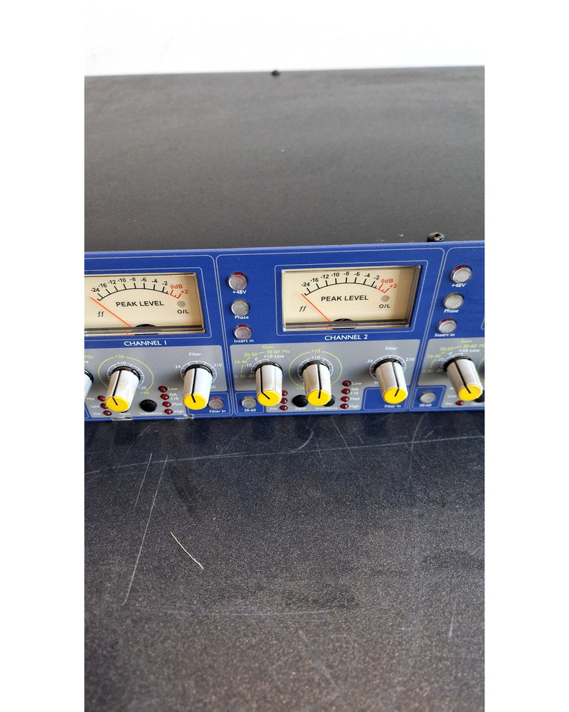 Focusrite ISA428 - Pre-Amplifier - Very Good - Image 11
