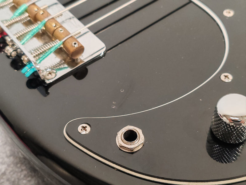 Vintage Tony Butler Signature V4 Bass Guitar, Black With Silverlining Hard Case - Image 6