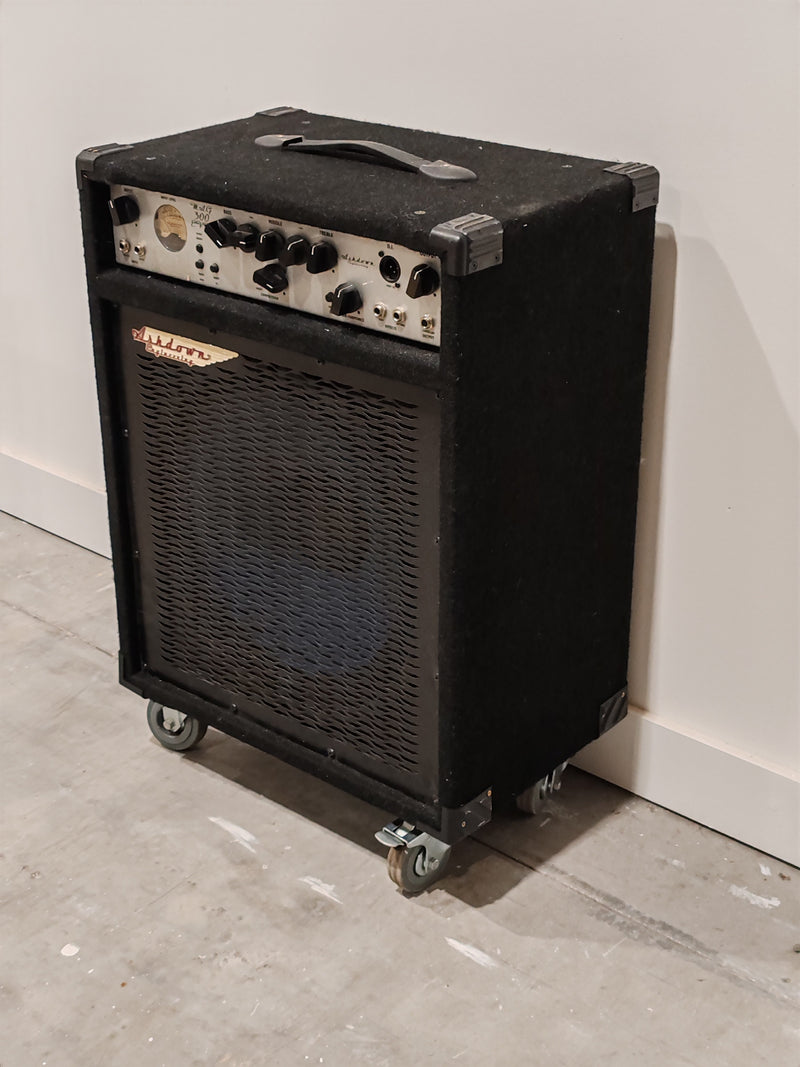 Ashdown Engineering MAG300 Evo II Combo Bass Amp - Image 5