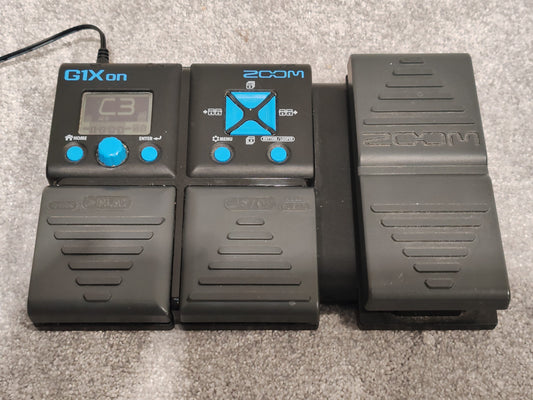 Zoom G1Xon Electric Guitar Multi Effects Pedal / Modeller With Expression Pedal