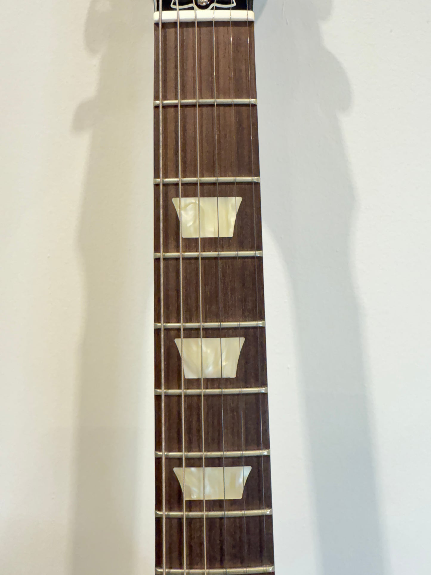Gibson Les Paul Studio Deluxe II '60s Flame Top Electric Guitar Heritage Cherry - Gibson Hard Case