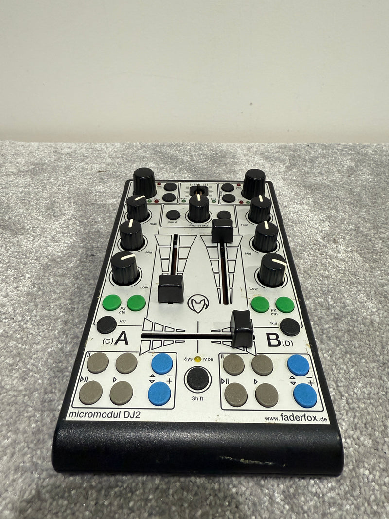 Faderfox Micromodul DJ2 - DJ Controller with Power Supply - Image 3