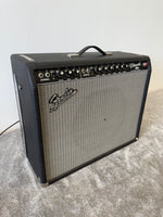 Fender '64 Vibroverb Custom Reissue Combo Amp – Hand-Wired, Excellent Condition, Vintage Tone - Image 6