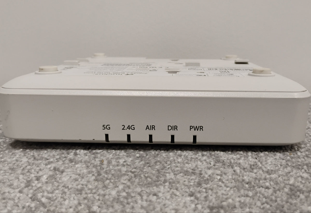 Ruckus ZoneFlex R500 – Dual-Band Wireless Access Point – Very Good