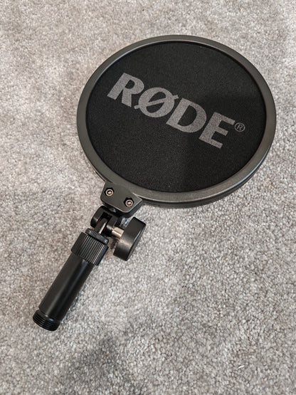 Rode NT1 5th Generation Condenser Microphone w/ Shock Mount, Pop Filter, XLR Cable