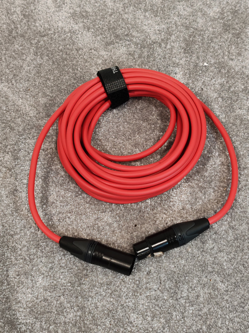 Rode NT1 5th Generation Condenser Microphone w/ Shock Mount, Pop Filter, XLR Cable - Image 10