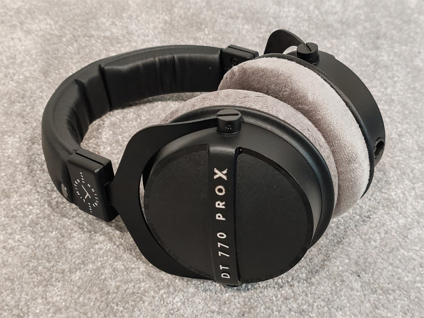 Beyerdynamic DT 770 Pro X Limited Edition Pro Studio Headphones