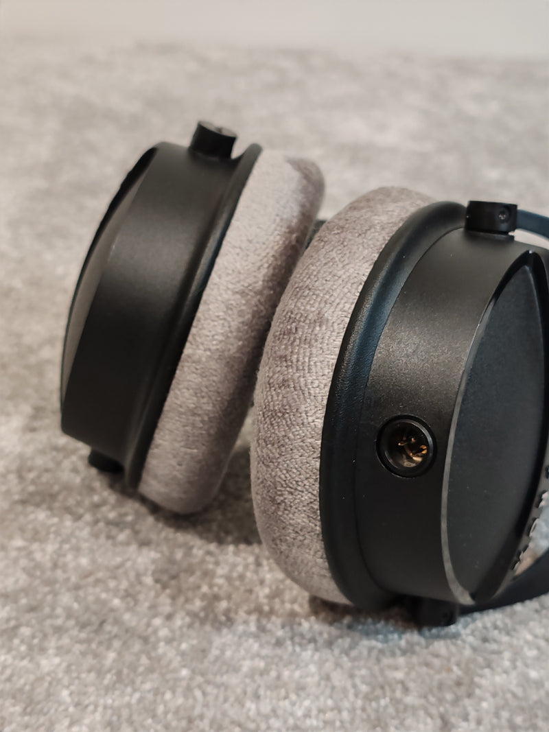 Beyerdynamic DT 770 Pro X Limited Edition Pro Studio Headphones - Image 3