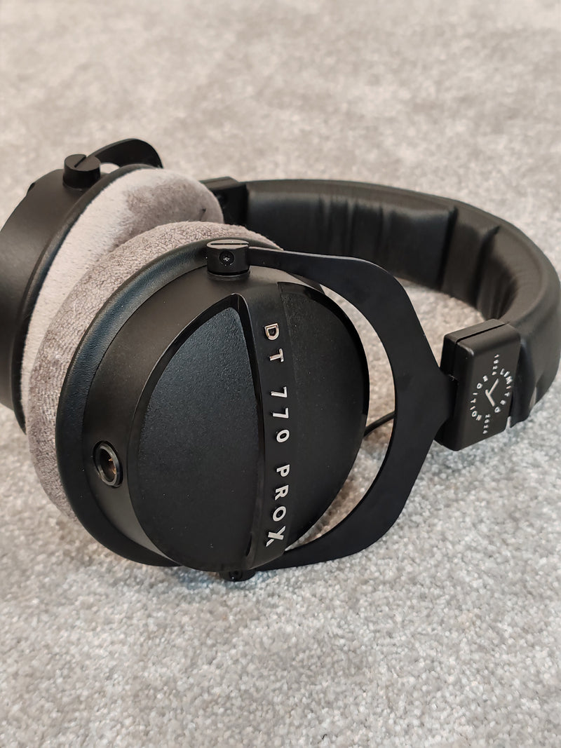 Beyerdynamic DT 770 Pro X Limited Edition Pro Studio Headphones - Image 2