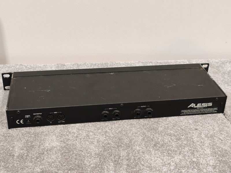 Alesis MidiVerb 4 - Advanced 18 Bit Fully Integrated Signal Processing - Image 10