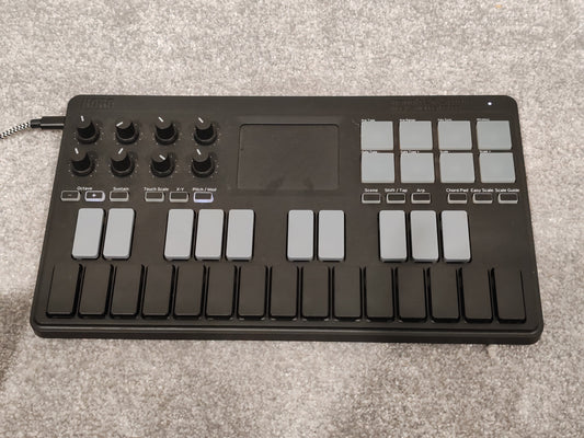 Korg nanoKey Studio - Compact Mobile MIDI Keyboard - 25 Keys