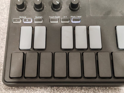 Korg nanoKey Studio - Compact Mobile MIDI Keyboard - 25 Keys