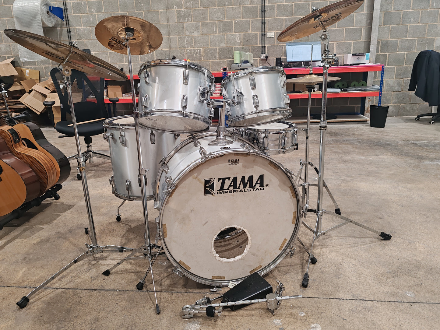 Tama Imperialstar 5 Piece Drumkit with 4 Piece Cymbal Set and Cowbell - Silver