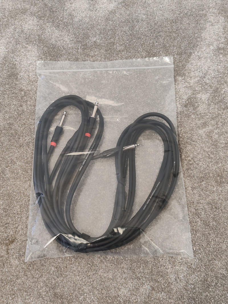 Roland RCC-15-2184 Professional Audio Cable - 2x 1/4