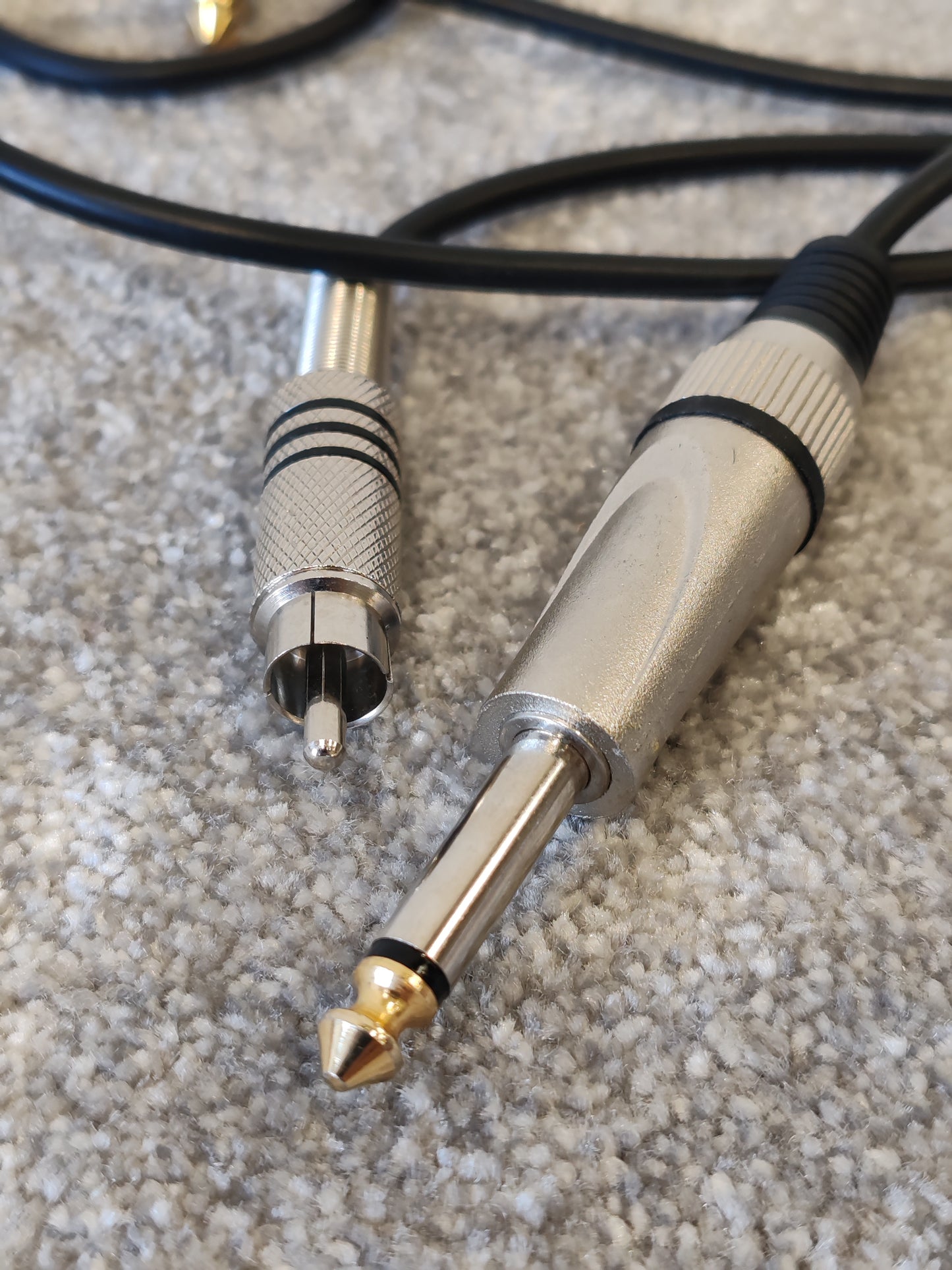 2X Stagg 1/4" TRS Stereo to RCA Phono, Silver, Black and Red