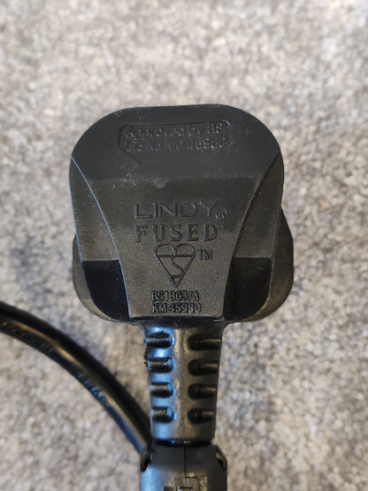 LINDY 10m UK Mains 3 Pin Plug to IEC C13 Power Cable