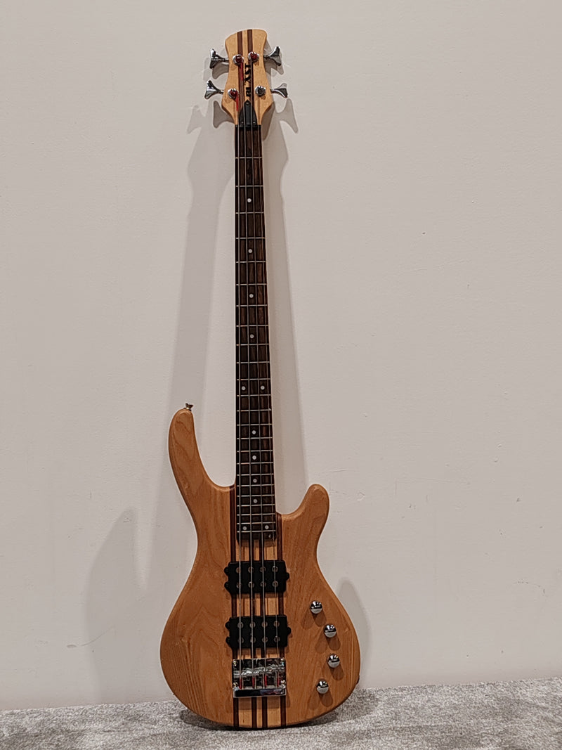 Blast Active 4 String Bass Guitar - High Quality Build - Image 11