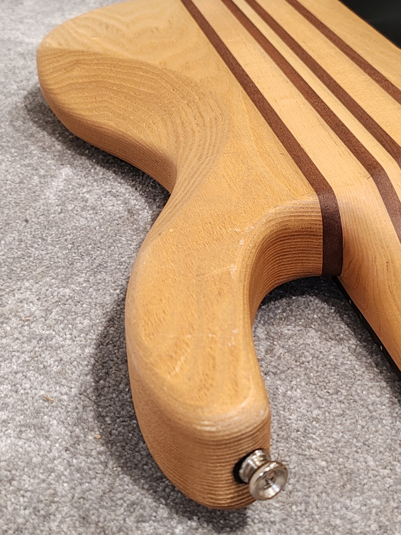 Blast Active 4 String Bass Guitar - High Quality Build - Image 8