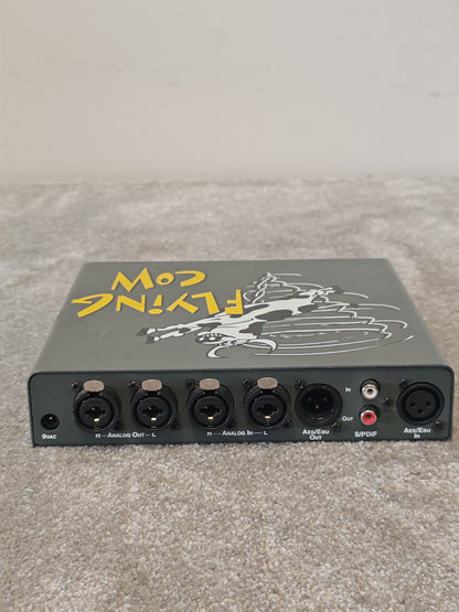 Midiman Flying Cow Analog TO Digital And Digital TO Analog Audio Converter - Compact Audio Interface - Very Good