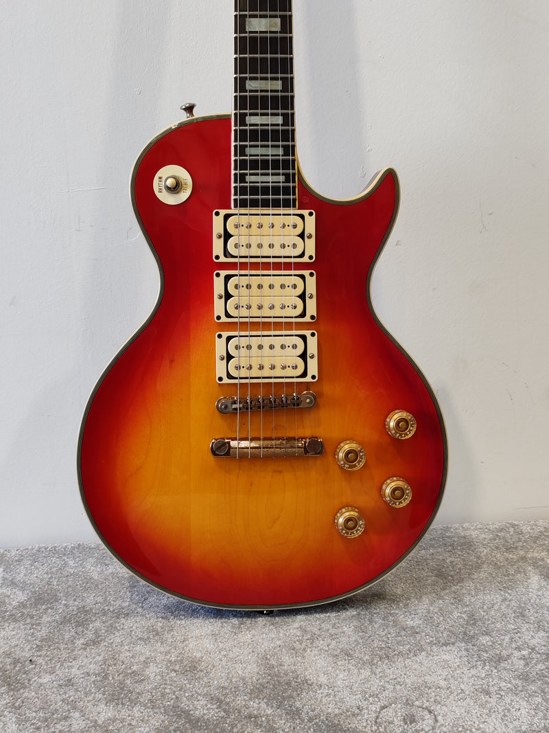 Greco Custom 1980 Les Paul 'Ace Frehley' of Kiss Fame – Very Good Condition w/ Hard Case - Image 1