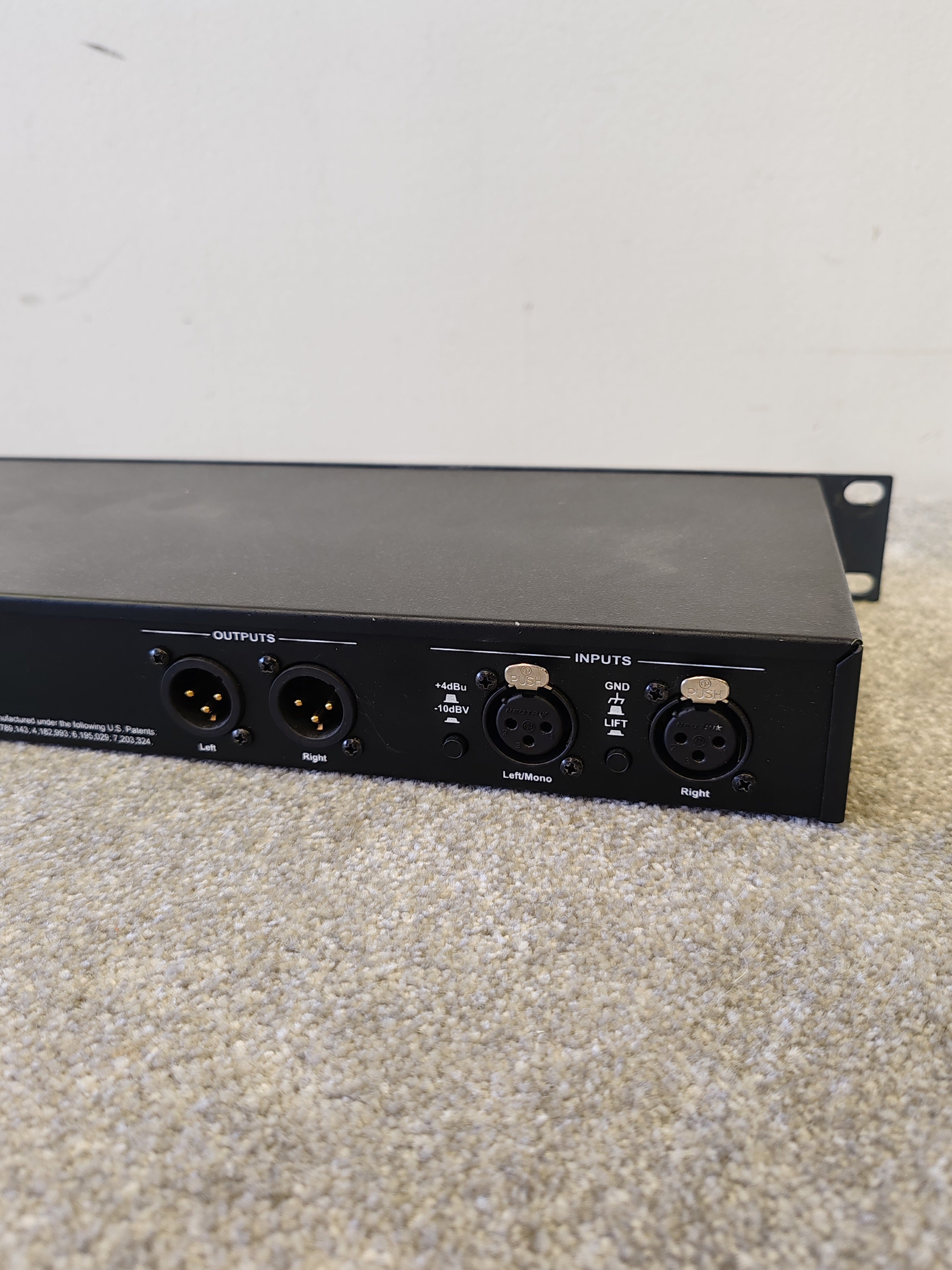 DBX DriveRack PX Powered Speaker Optimizer – COSM Auto-EQ