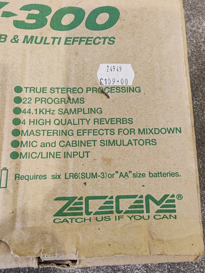 Zoom RFX-300 Multi-Effects Processor – Excellent Condition w/ Original Box