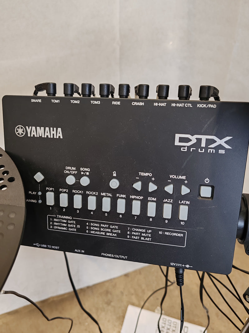 Yamaha DTX402K Electronic Drum Kit – Mesh Pads, Built-In Coaching – Excellent w/ Kick, Power Supply & Manual - Image 2
