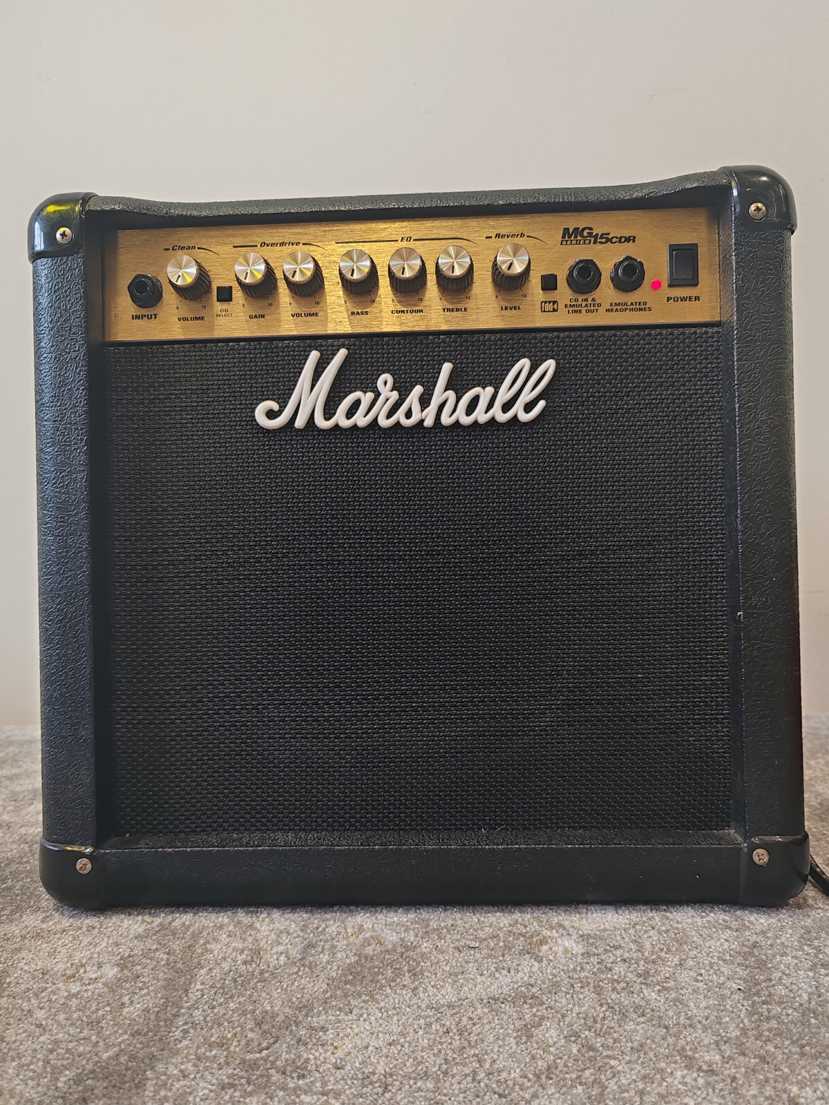 Marshall MG15CDR – 15W Guitar Combo Amp – Reverb & Emulated Output – Very Good
